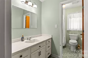 7101 Rock Island Rd, Charlotte, NC 28278 - Photo 7