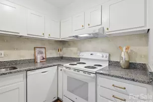 2628 Park Rd, Charlotte, NC 28209 - Photo 9