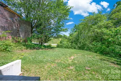 723 F Avenue SE, Hickory, NC 28602 - Photo 21