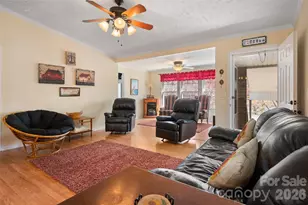 2504 Cottage Ln, Liberty Hill, SC 29074 - Photo 13