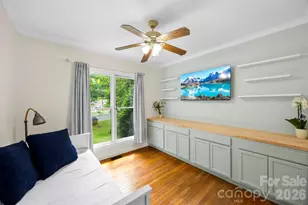 10112 Windtree Ln, Charlotte, NC 28215 - Photo 17