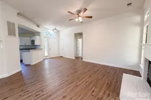10530 Southern Oak Ct, Charlotte, NC 28214 - Photo 15