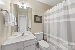 9510 Kestral Ridge Dr, Charlotte, NC 28269 - Photo 19