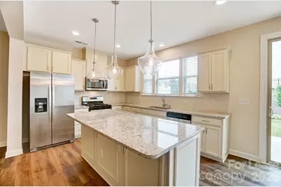 5822 Clan Maclaine Drive, Charlotte, NC 28278 - Photo 9