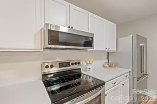 727 Boulder Pl, Statesville, NC 28625 - Photo 9