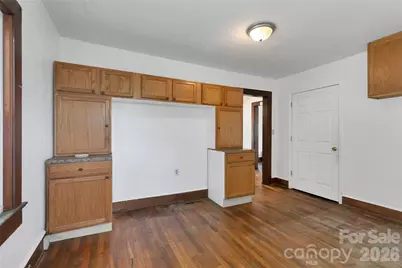 587 Old Hendersonville Highway, Brevard, NC 28712 - Photo 25