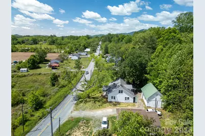 587 Old Hendersonville Highway, Brevard, NC 28712 - Photo 7