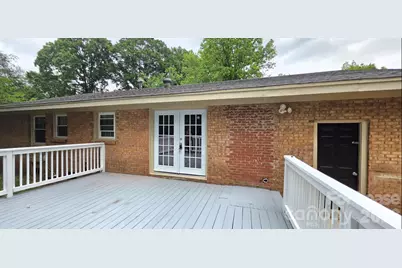 4705 Hartland Circle, Charlotte, NC 28205 - Photo 7