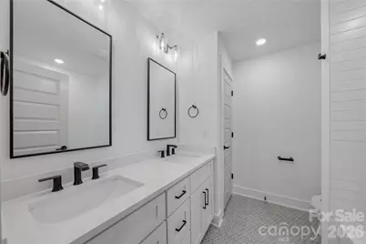 2812 Phillips Avenue, Charlotte, NC 28208 - Photo 23
