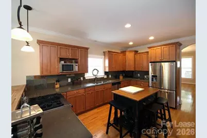 821 E 37th Street, Charlotte, NC 28205 - Photo 7