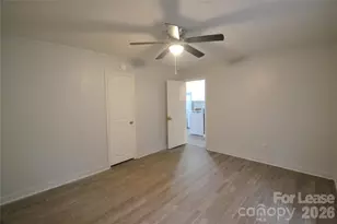 1009 Plymouth St, Gastonia, NC 28054 - Photo 5