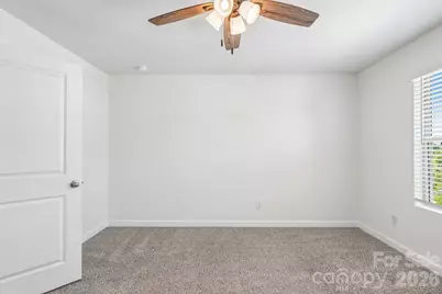 11912 Red Leaf Drive, Charlotte, NC 28215 - Photo 31