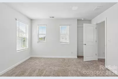 11912 Red Leaf Drive, Charlotte, NC 28215 - Photo 29