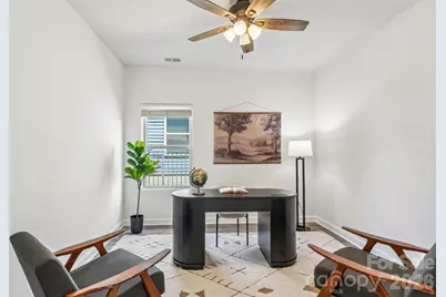 11912 Red Leaf Drive, Charlotte, NC 28215 - Photo 15