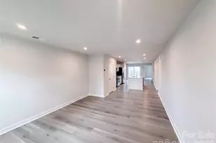 124 Kristin Vw Ln, Troutman, NC 28166 - Photo 5