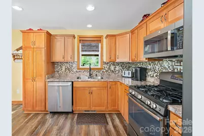 326 Ewart Wilson Road, Burnsville, NC 28714 - Photo 9