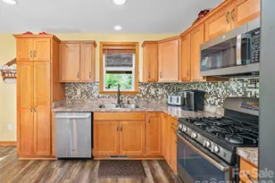 326 Ewart Wilson Rd, Burnsville, NC 28714 - Photo 9