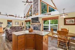 326 Ewart Wilson Rd, Burnsville, NC 28714 - Photo 5