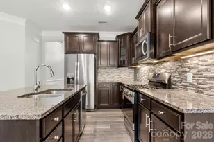 12416 Savannah Cottage Dr, Charlotte, NC 28273 - Photo 5