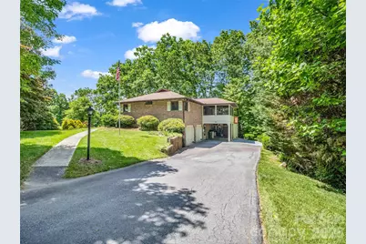 156 Deer Run, Hendersonville, NC 28739 - Photo 3