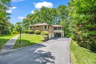 156 Deer Run, Hendersonville, NC 28739 - Photo 3