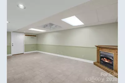 156 Deer Run, Hendersonville, NC 28739 - Photo 29