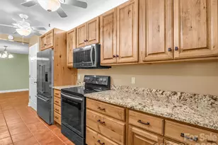 156 Deer Run, Hendersonville, NC 28739 - Photo 9