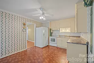 1329 Landsdowne Dr, Conover, NC 28613 - Photo 15