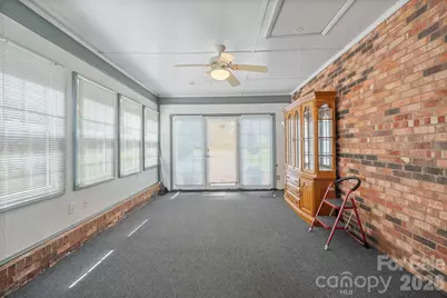 1329 Landsdowne Drive, Conover, NC 28613 - Photo 17