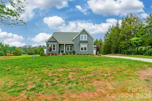 310 Triple Ponds Ct, Clover, SC 29710 - Photo 3