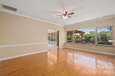 142 Country Club Drive, Waynesville, NC 28786 - Photo 9