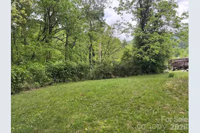 162 Phillips Lane, Spruce Pine, NC 28777 - Photo 15