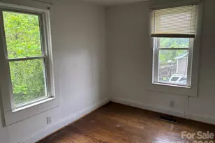 162 Phillips Ln, Spruce Pine, NC 28777 - Photo 11