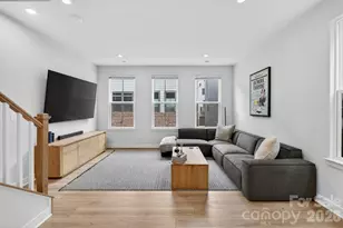 6019 Fonsac Ln, Charlotte, NC 28217 - Photo 11