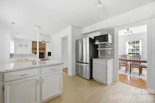 8729 Totteridge Dr, Charlotte, NC 28277 - Photo 19