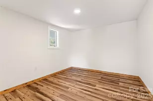 1959 Jacksontown Rd, Spruce Pine, NC 28777 - Photo 15