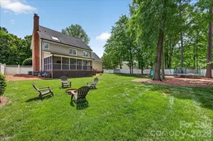 10216 Hollybrook Dr, Charlotte, NC 28277 - Photo 47