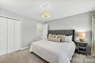 10216 Hollybrook Dr, Charlotte, NC 28277 - Photo 37