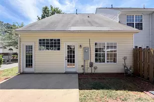 9606 Jack Russell Ct, Charlotte, NC 28269 - Photo 17