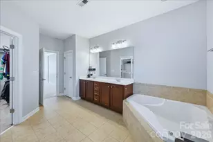 1825 Laveta Rd, Charlotte, NC 28269 - Photo 21