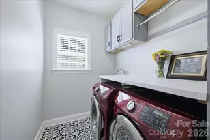 1825 Laveta Rd, Charlotte, NC 28269 - Photo 31