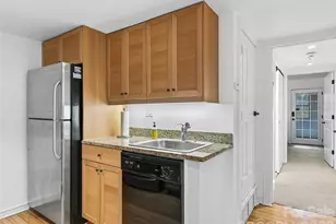 37 Hiawassee St, Asheville, NC 28801 - Photo 15