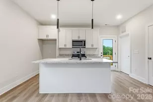 228 Summit Ave, Albemarle, NC 28001 - Photo 3