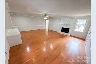 2077 Strafford Drive, Lancaster, SC 29720 - Photo 3