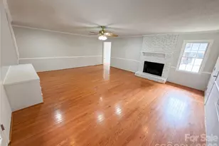 2077 Strafford Dr, Lancaster, SC 29720 - Photo 3