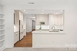 922 Cherokee Rd, Charlotte, NC 28207 - Photo 7