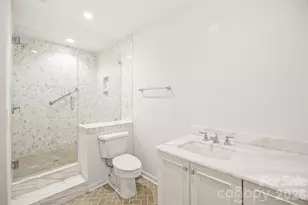 922 Cherokee Rd, Charlotte, NC 28207 - Photo 19