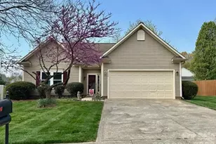 140 Gabriel Dr, Mooresville, NC 28115 - Photo 1