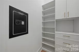 20200 Rainbow Cir, Cornelius, NC 28031 - Photo 29