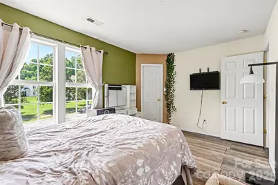 9306 Tiger Lily Lane, Charlotte, NC 28215 - Photo 25